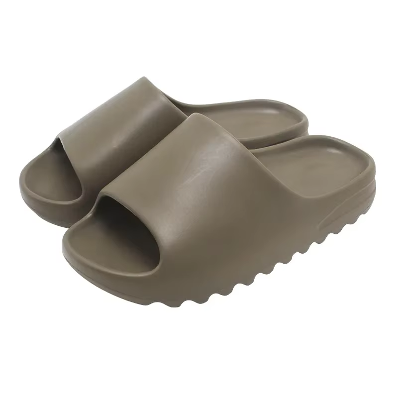 Brand High Quality Super Soft EVA Sole Summer Slippers for Men Bathroom Slippers Home Slides Couple Beach Sandals Male Slipper